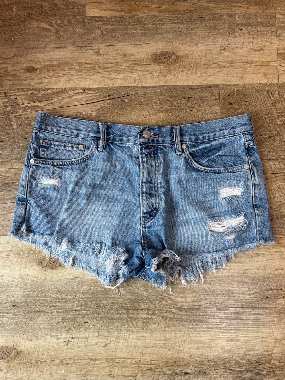 We The Free Distressed Cut Off Jean Shorts Festival Summer Casual Spring